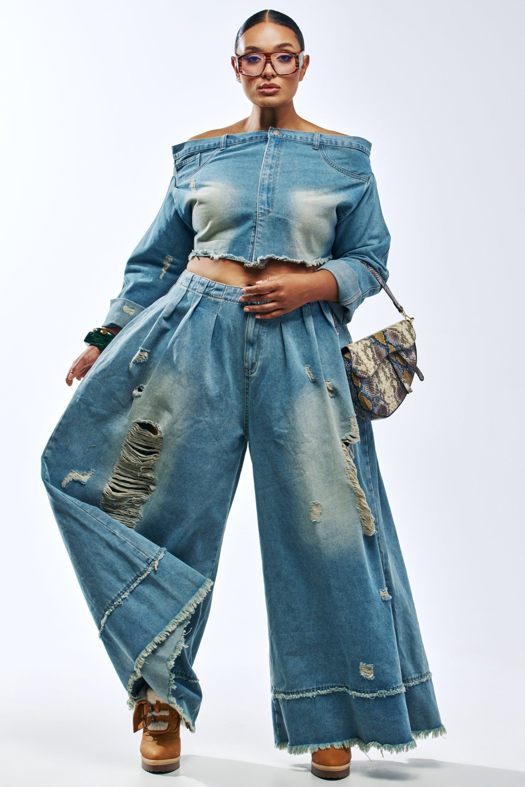 WIDE LEG DENIM IN MEDIUM BLUE DENIM - Image 5