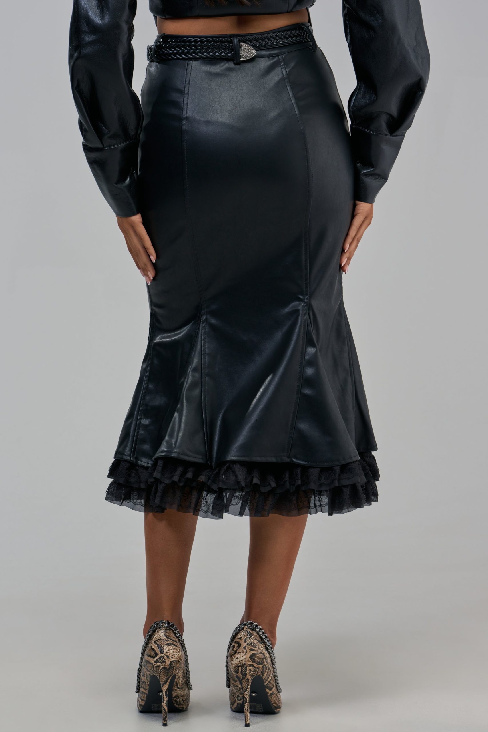 FEEL LIKE A QUEEN MIDI SKIRT - Image 3