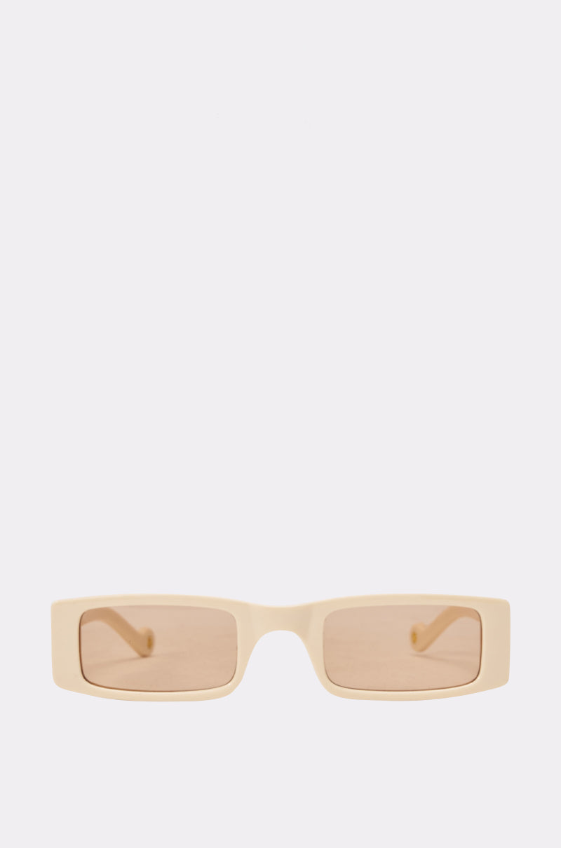 SUMMER LOVIN' SUNGLASSES - Image 2