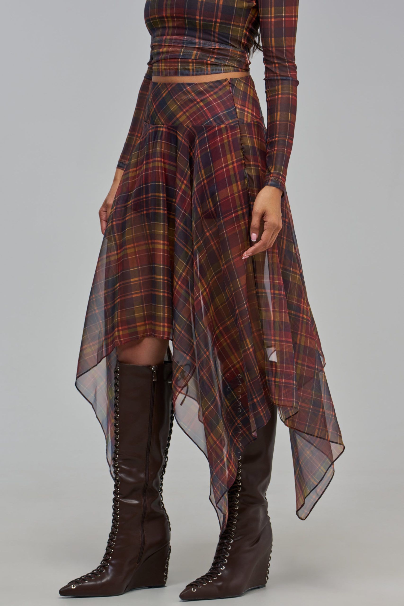 MIXED FEELINGS PLAID SKIRT - Image 8