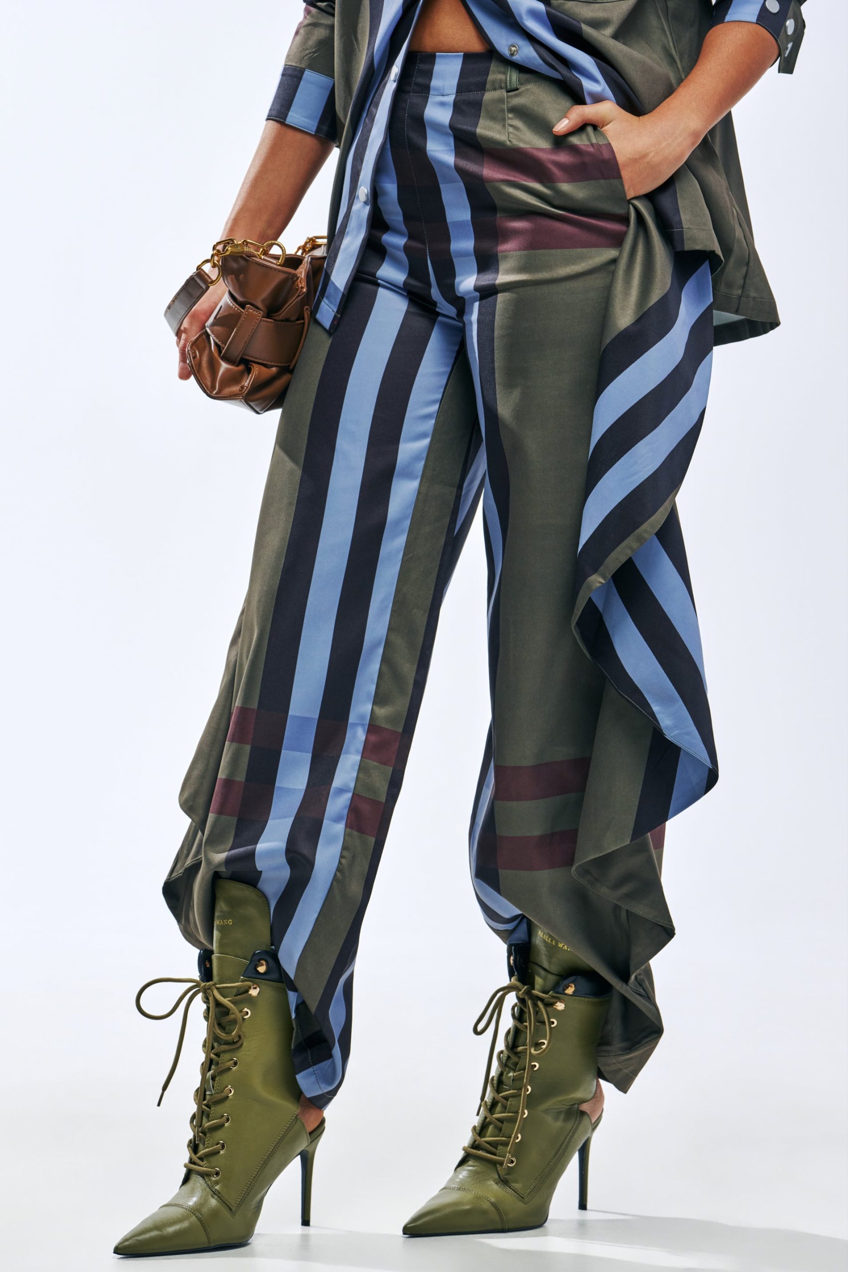 LUXURY LIFE PLAID TROUSER IN GREEN - Image 8