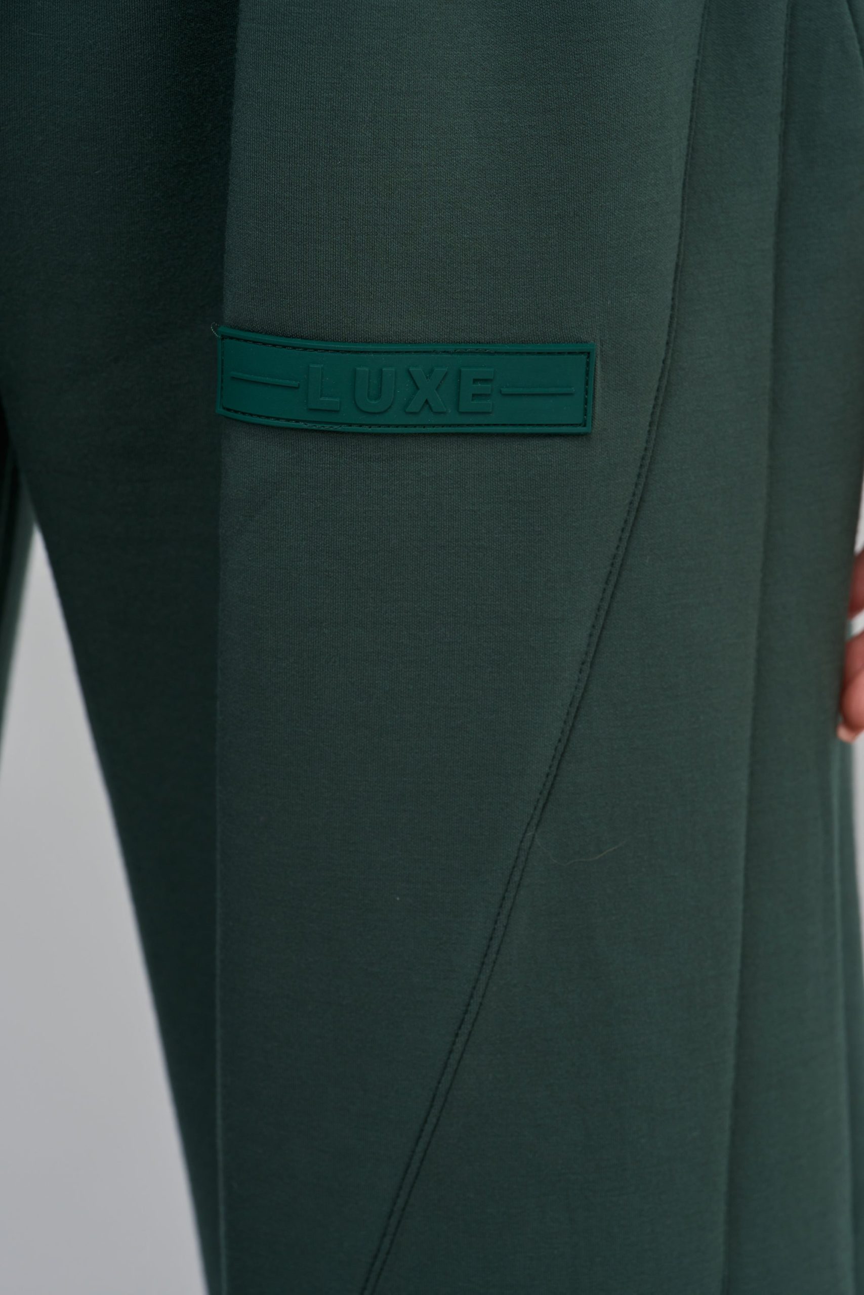 LUXE EVERYDAY ICON JOGGER - Image 13