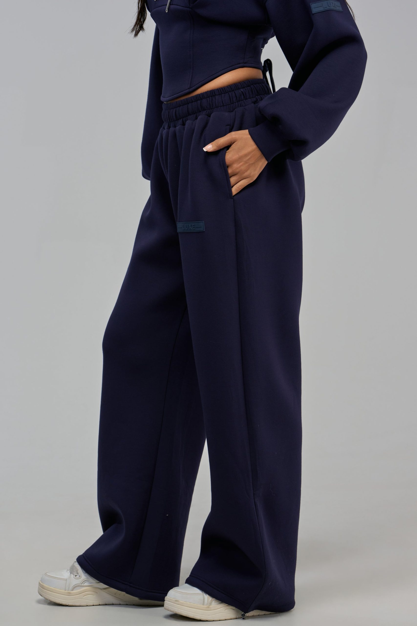 LUXE MIDNIGHT SCULPT JOGGER - Image 6