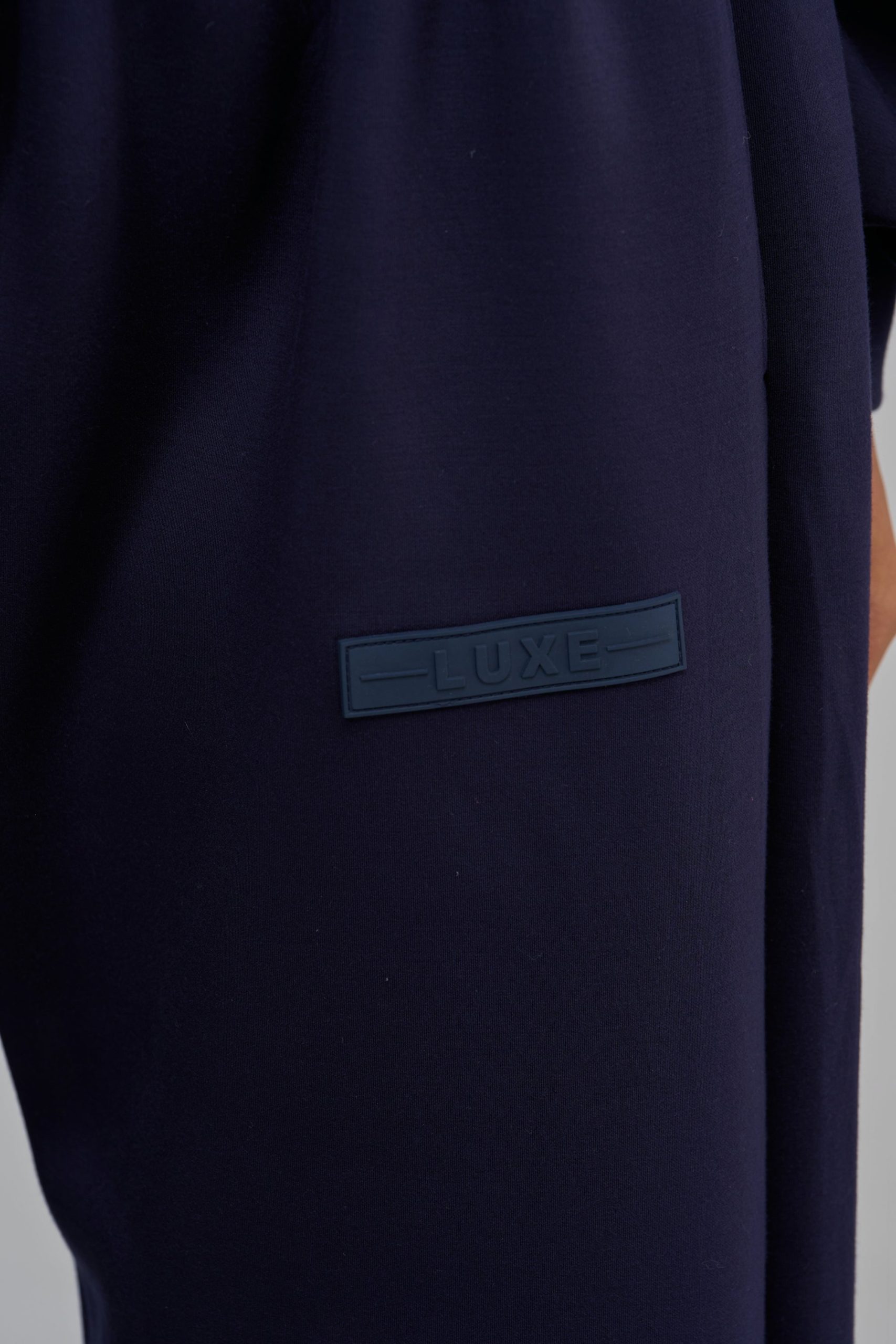 LUXE MIDNIGHT SCULPT JOGGER