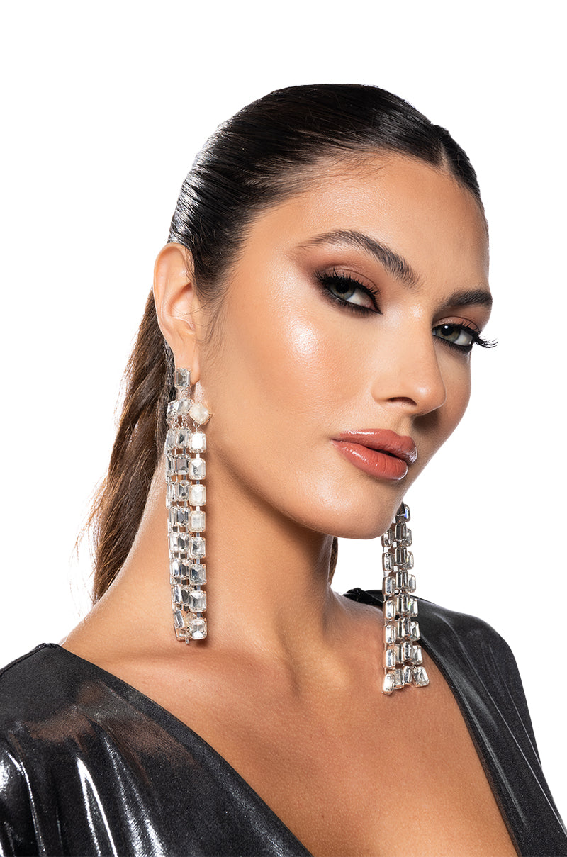 CRYSTAL WATERFALL EARRING - Image 4